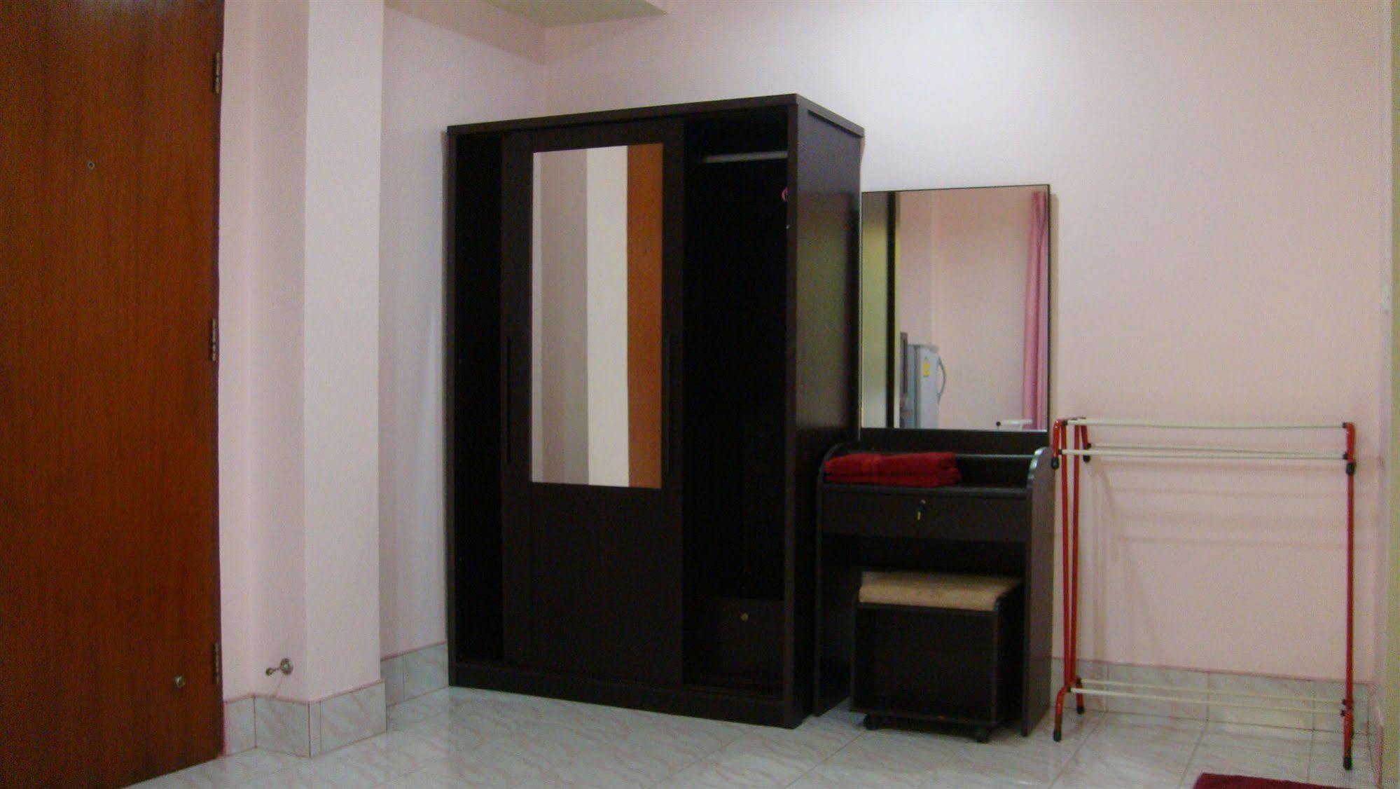 Candy House Patong Ngoại thất bức ảnh
